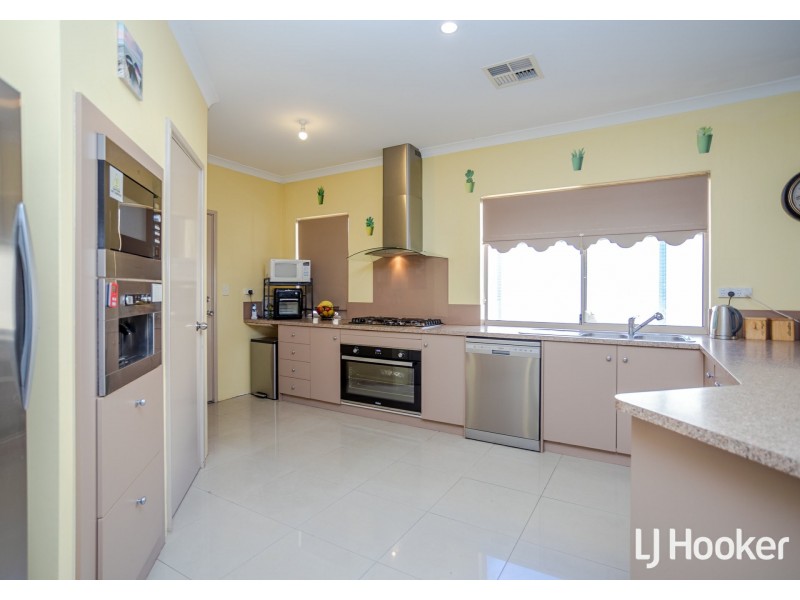 6 Mardja Court, High Wycombe WA 6057