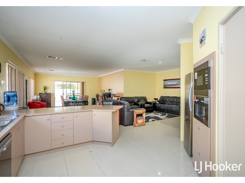 6 Mardja Court, High Wycombe WA 6057