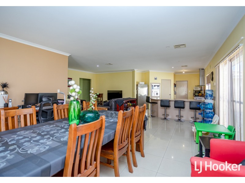 6 Mardja Court, High Wycombe WA 6057