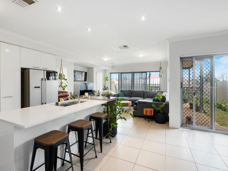 23 Fullston Way, Beaconsfield WA 6162