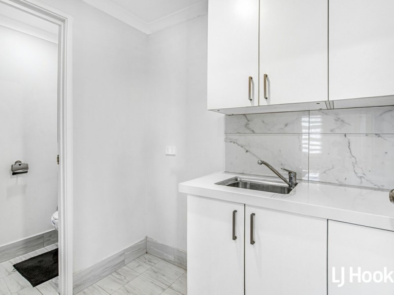 2/276 Spencer Road, Thornlie WA 6108