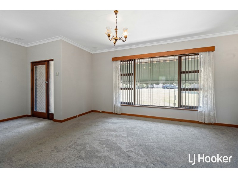 14 Goodall Street, Gosnells WA 6110
