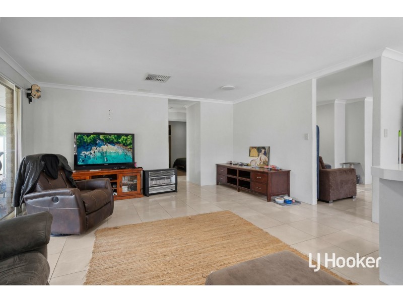 13 Bodicoat Drive, Brookdale WA 6112