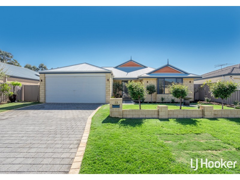 19 Cheltenham Approach, Harrisdale WA 6112