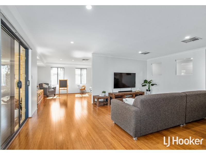 19 Cheltenham Approach, Harrisdale WA 6112