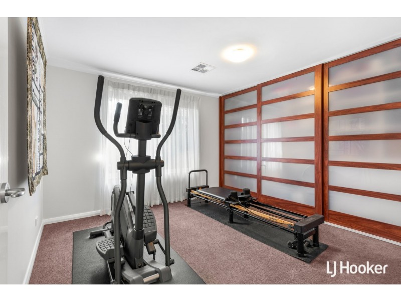 36 Jacqueline Drive, Thornlie WA 6108