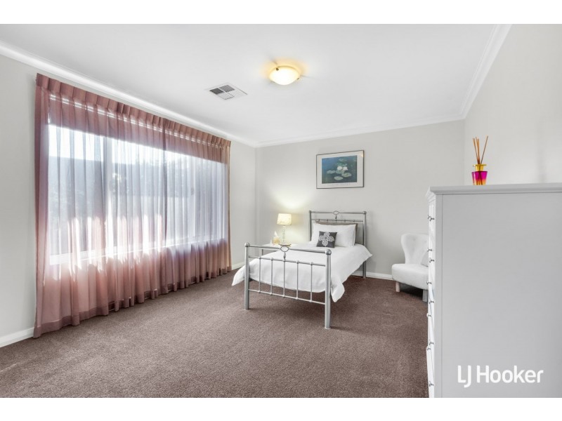 36 Jacqueline Drive, Thornlie WA 6108