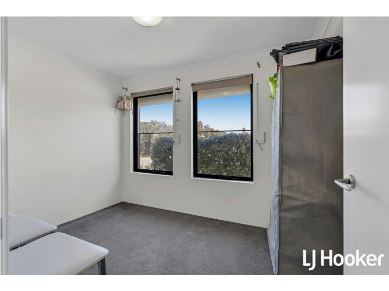 1/37 Sixth Road, Armadale WA 6112