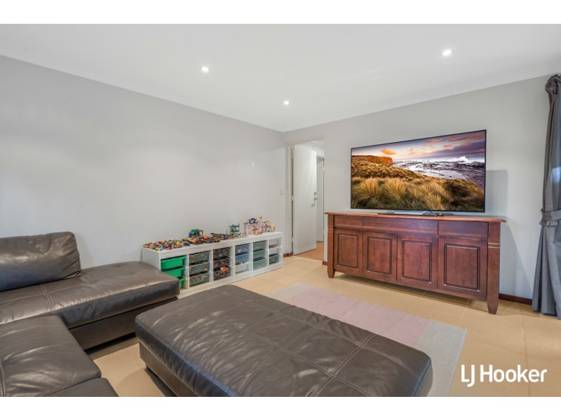 4 Sewell Street, Bedfordale WA 6112