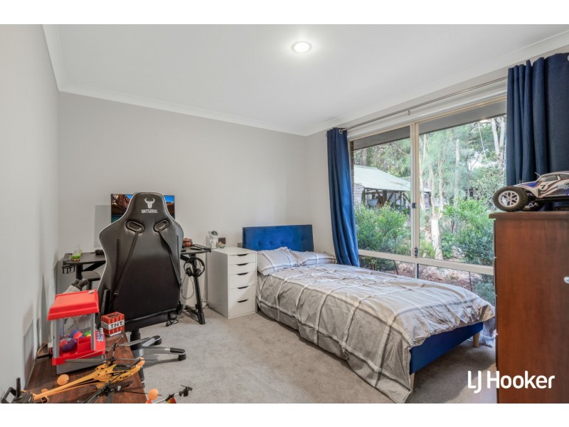4 Sewell Street, Bedfordale WA 6112