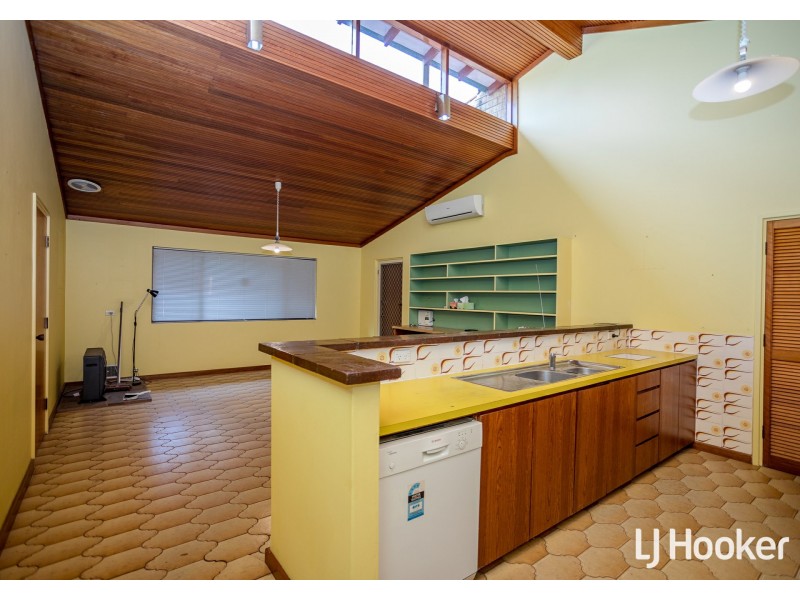 16 Ladywell Street, Beckenham WA 6107