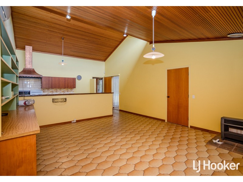 16 Ladywell Street, Beckenham WA 6107