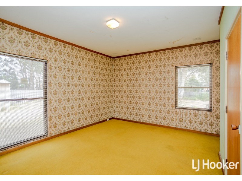 16 Ladywell Street, Beckenham WA 6107