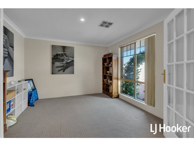 12 Hynes Court, Huntingdale WA 6110