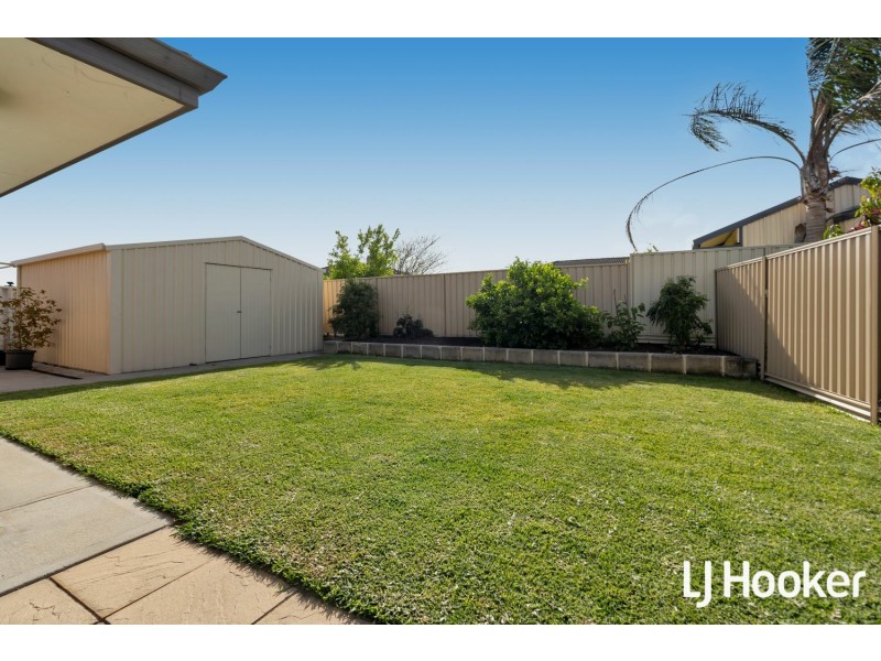 12 Hynes Court, Huntingdale WA 6110