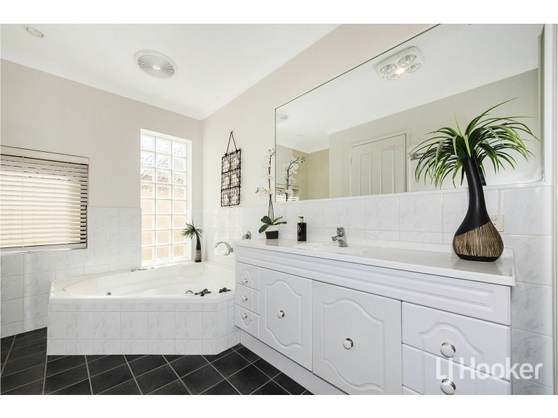 3 Luton Court, Canning Vale WA 6155