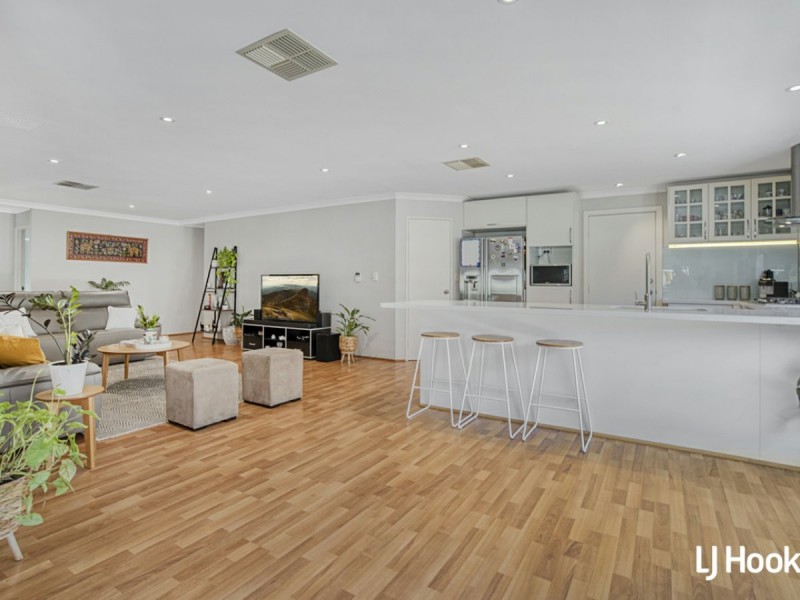 31 Bletchley Parkway, Southern River WA 6110