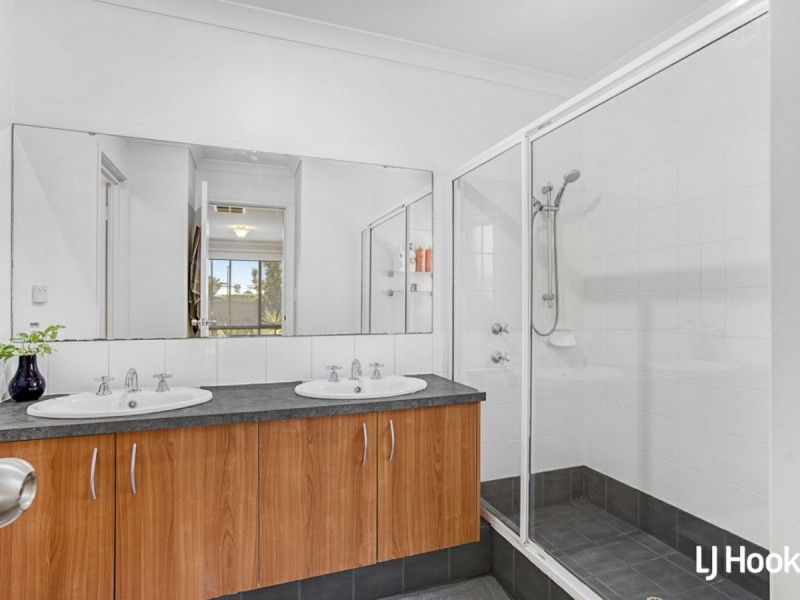 31 Bletchley Parkway, Southern River WA 6110