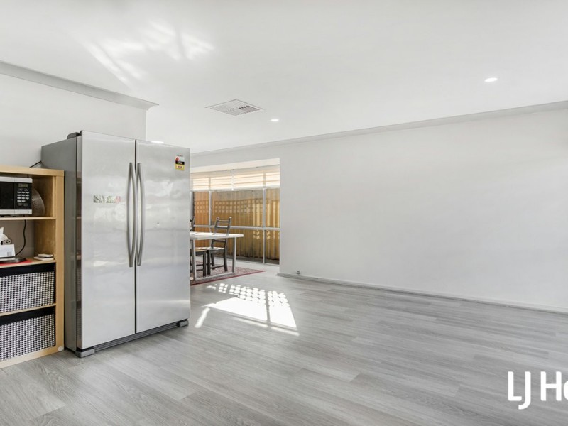 35 Chevalier Way, Thornlie WA 6108