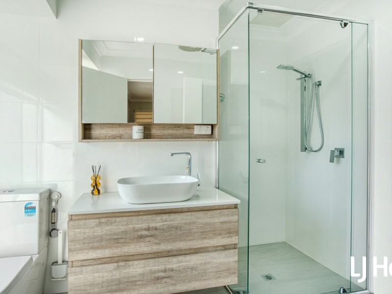 35 Chevalier Way, Thornlie WA 6108