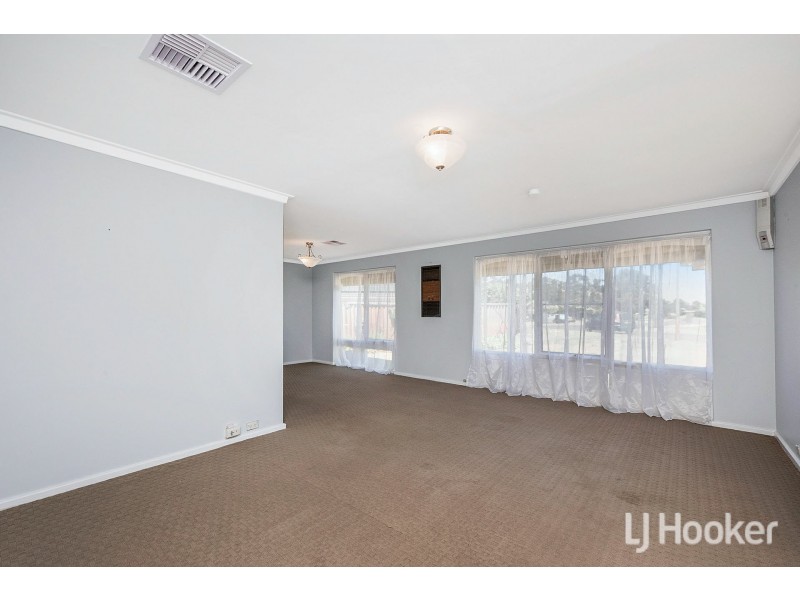 17 Ailsworth Court, Thornlie WA 6108