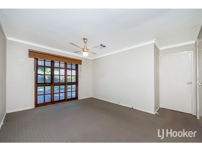 17 Ailsworth Court, Thornlie WA 6108