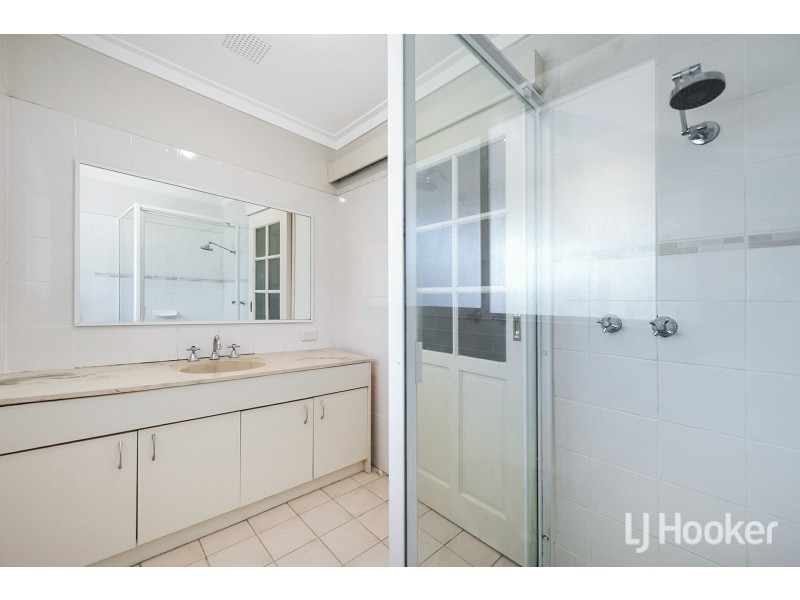 17 Ailsworth Court, Thornlie WA 6108