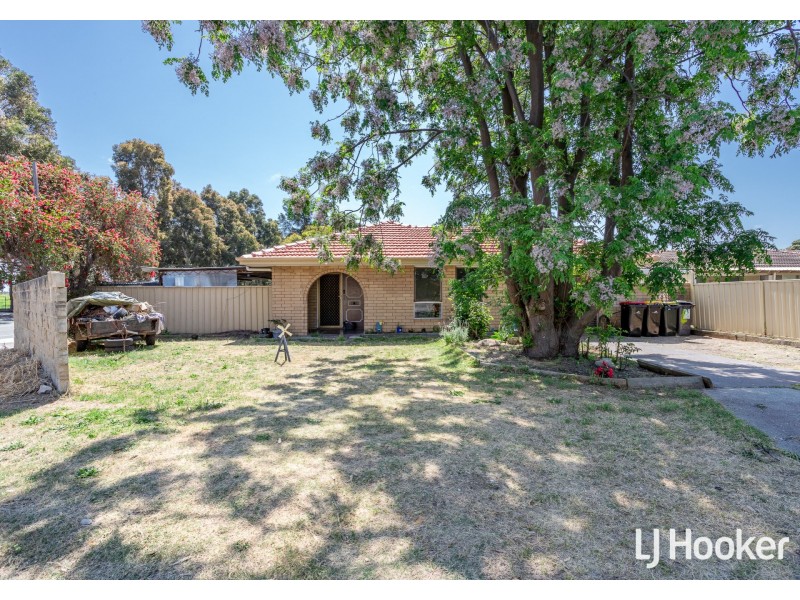 2 Kurrajong Way, Camillo WA 6111