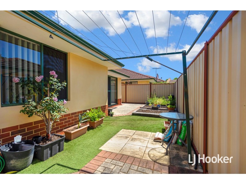 10/1 Walter Street, Gosnells WA 6110