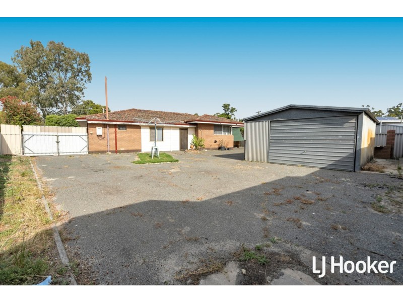 6 Thursley Way, Gosnells WA 6110