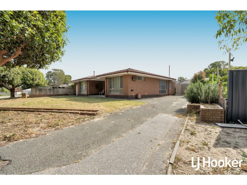 6 Thursley Way, Gosnells WA 6110