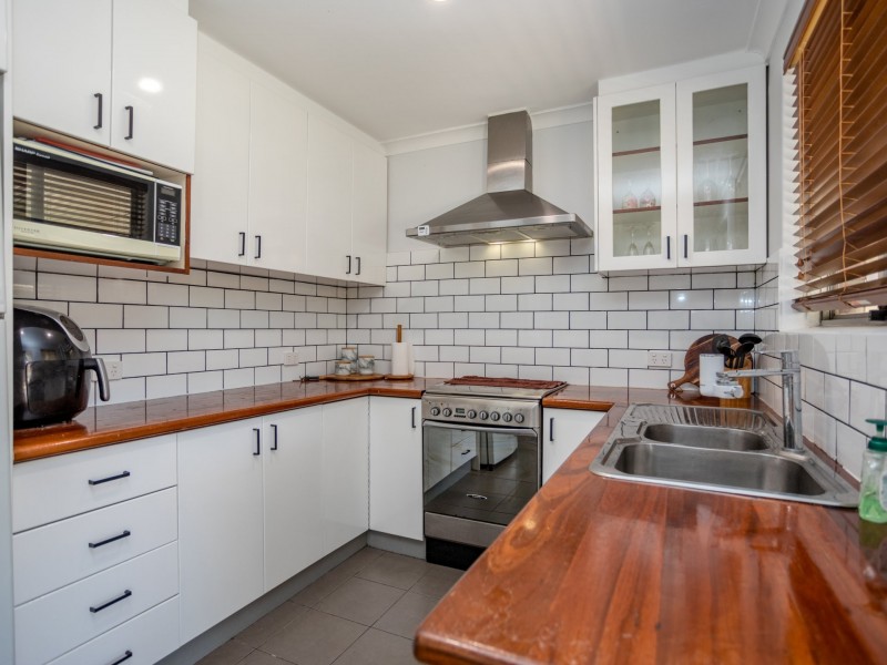 12 Millen Street, Mount Nasura WA 6112