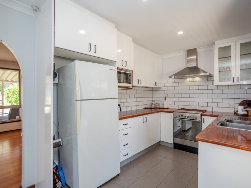 12 Millen Street, Mount Nasura WA 6112