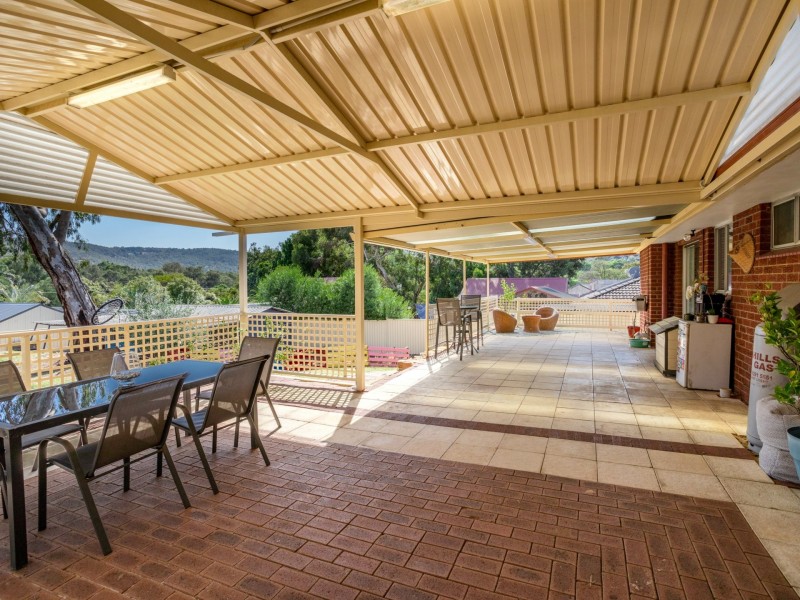 12 Millen Street, Mount Nasura WA 6112