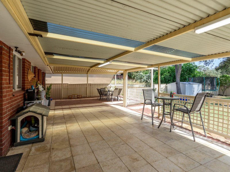 12 Millen Street, Mount Nasura WA 6112