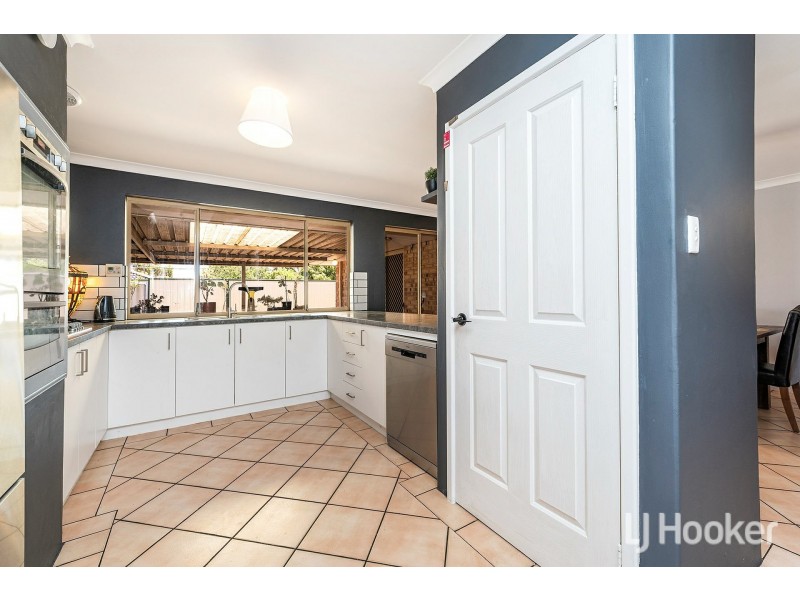 5 Tana Court, Waikiki WA 6169