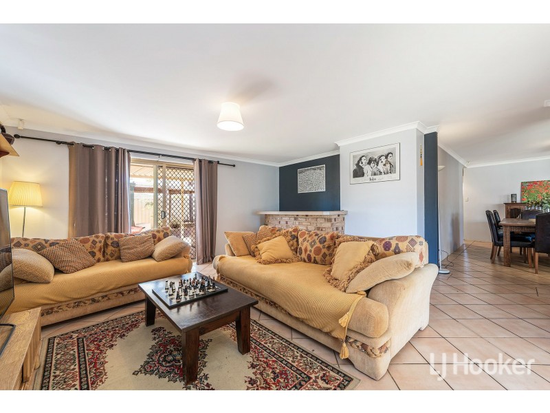 5 Tana Court, Waikiki WA 6169