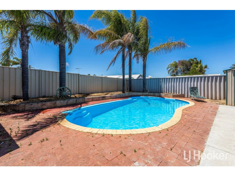 5 Tana Court, Waikiki WA 6169