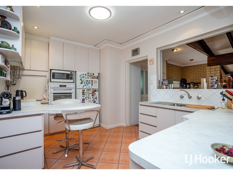 18 Sandon Road, Thornlie WA 6108