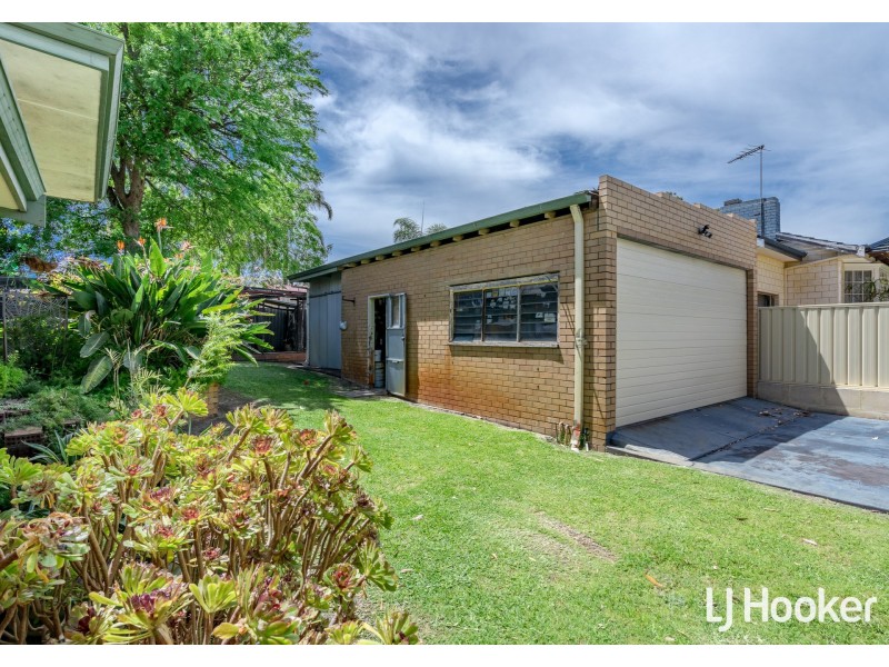 18 Sandon Road, Thornlie WA 6108