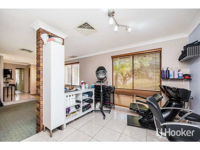 4 Driver Way, Bull Creek WA 6149