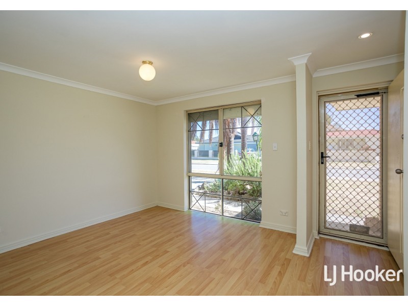 10 Winterbourne Glade, Maddington WA 6109