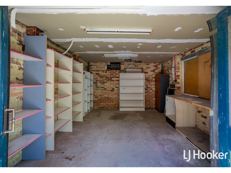 10 Winterbourne Glade, Maddington WA 6109