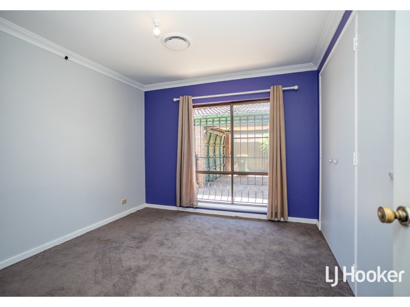196 Berehaven Avenue, Thornlie WA 6108