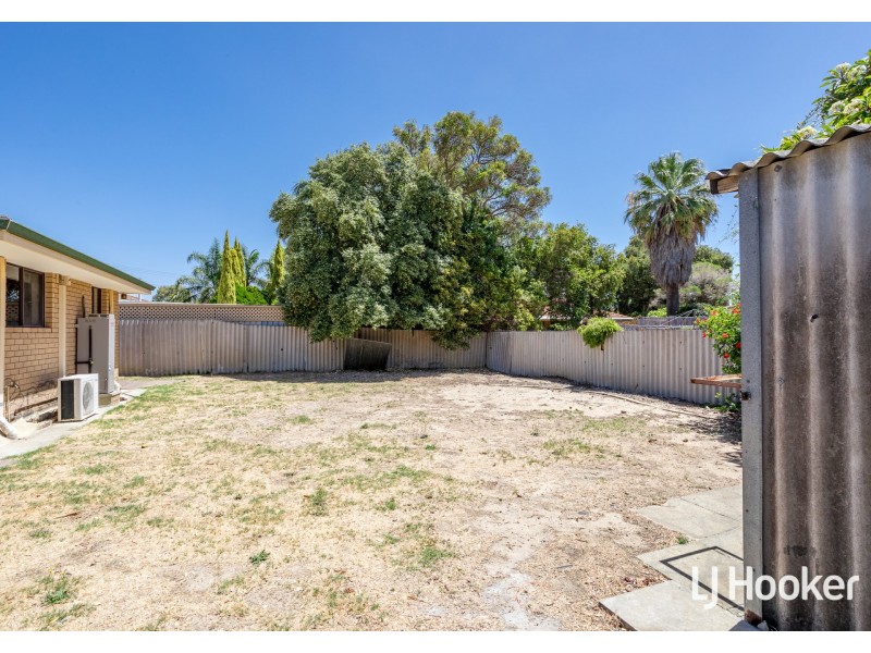10 Urana Road, Armadale WA 6112