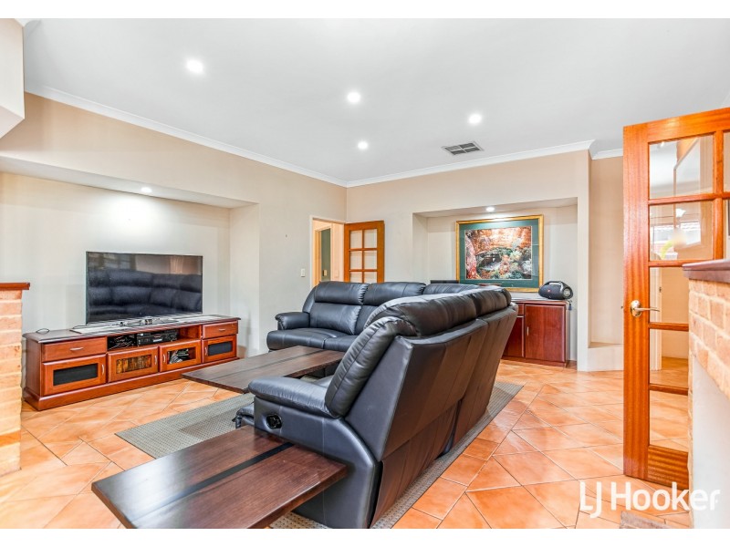 244 Boardman Road, Canning Vale WA 6155