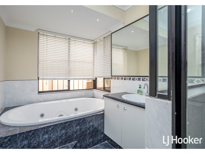 244 Boardman Road, Canning Vale WA 6155