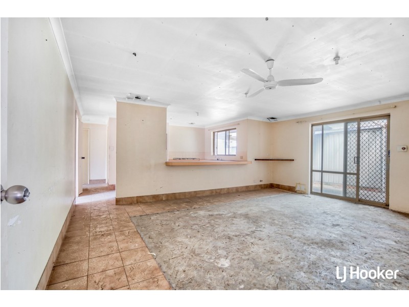 15B Moonstone Place, Gosnells WA 6110