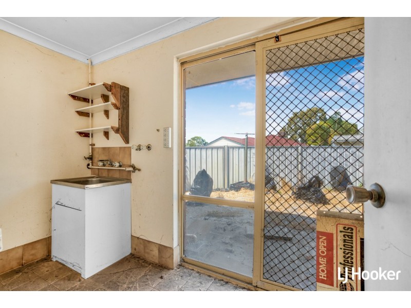 15B Moonstone Place, Gosnells WA 6110