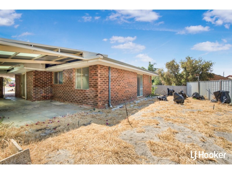 15B Moonstone Place, Gosnells WA 6110